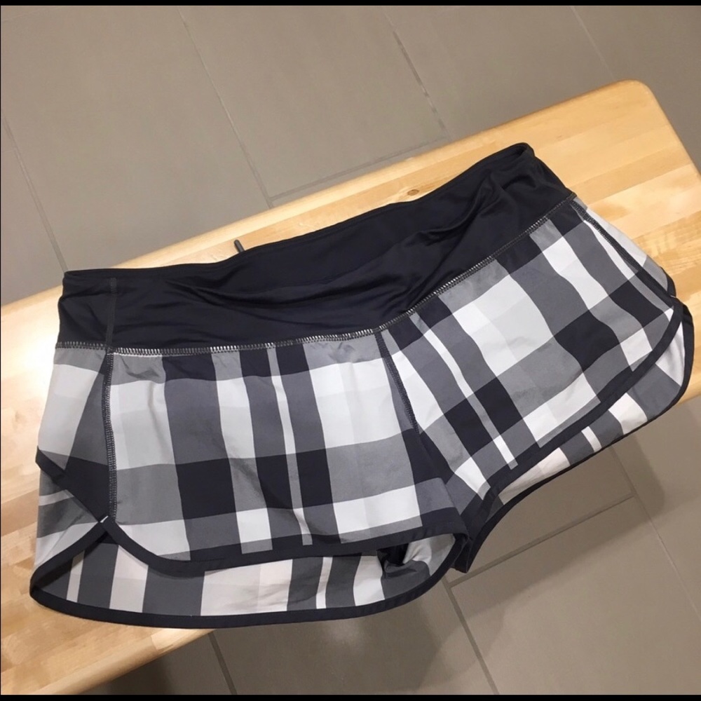 Lululemon plaid Speed short